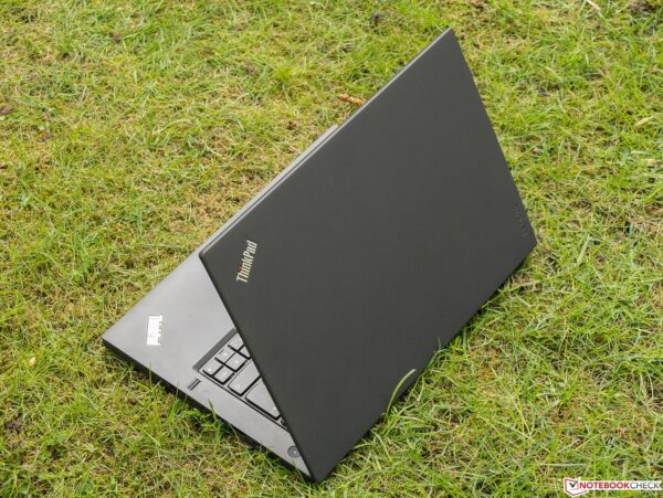 Lenovo ThinkPad T460 | Core i5 6th Gen | Best Business Laptop Under 50K in Pakistan - Image 4